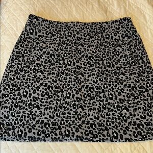 Black and White A-Line Mini Skirt for Night Out